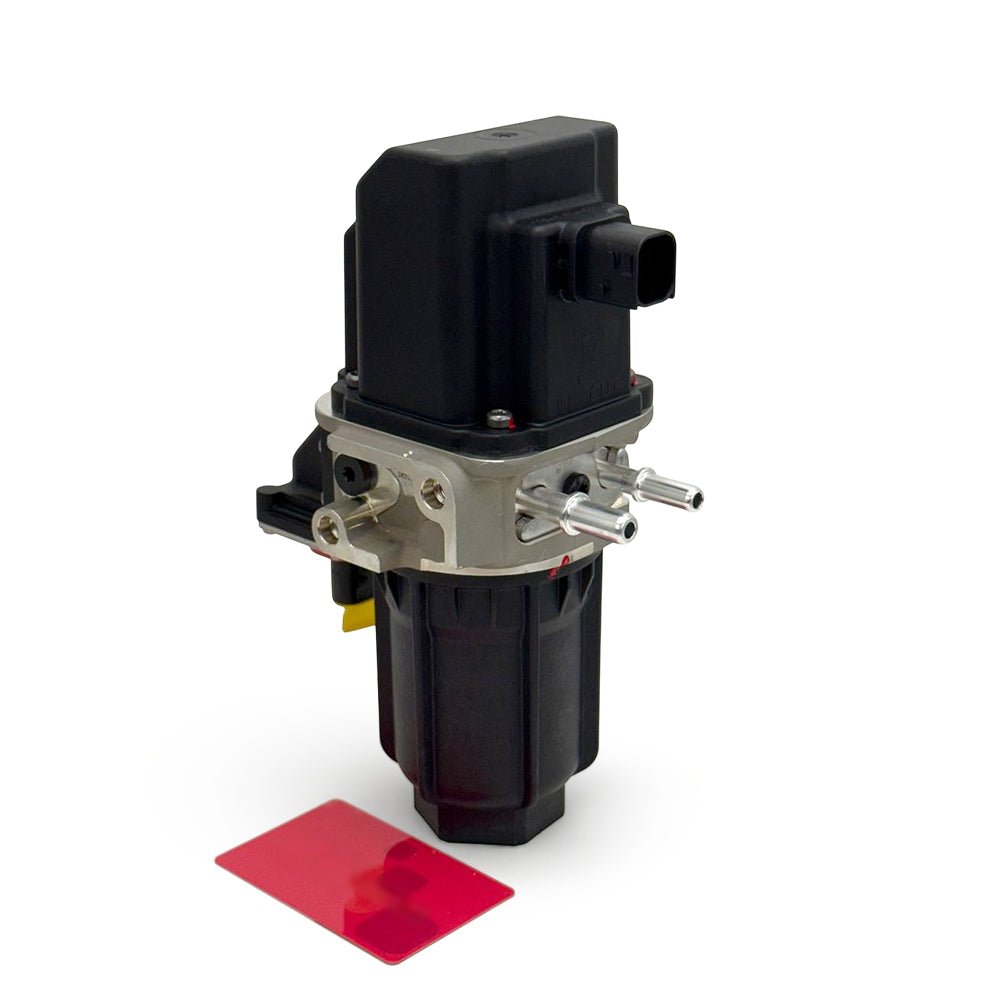 5471900 | Genuine Cummins® DEF Doser Pump for QSK50, QSK95 and QST30 Front-left angle