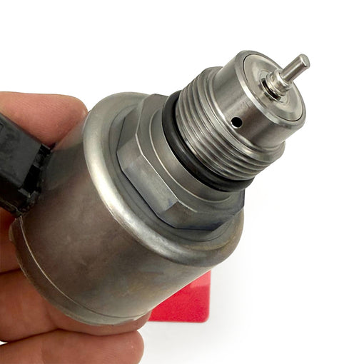 2136382 | Genuine Paccar® Fuel Rail Pressure Control Valve