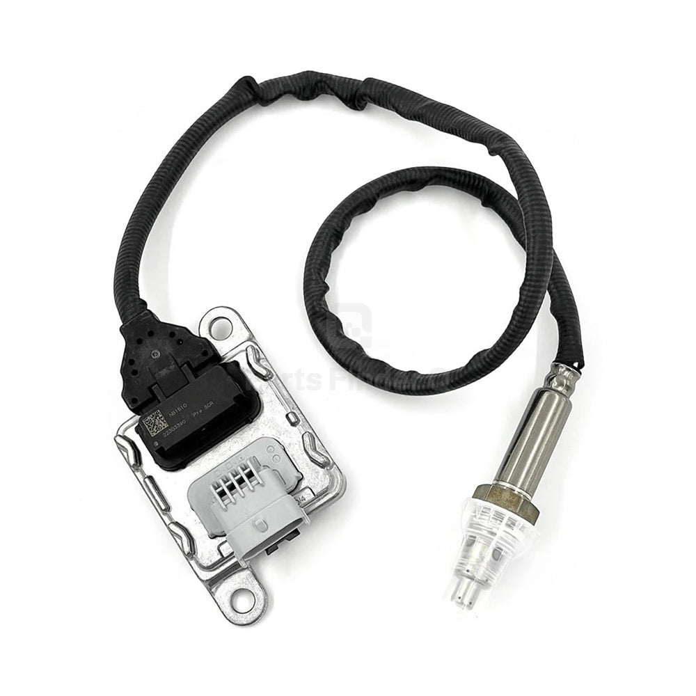 21567764 | Genuine Volvo® / Mack® Inlet Nox Sensor for MP7, MP8, D11 and D13 Close-up view