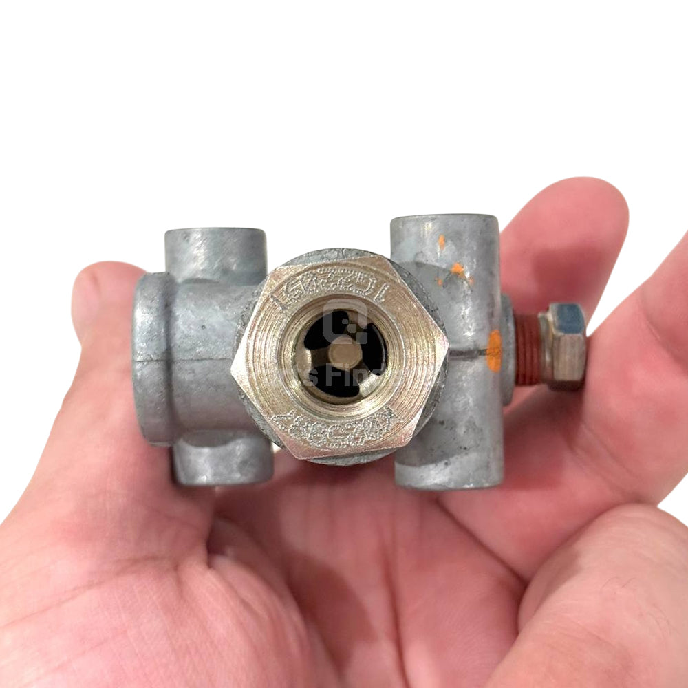 280773 | Genuine Bendix® TR-3 Air Brake Inversion Valve 30-60PSI Bottom view