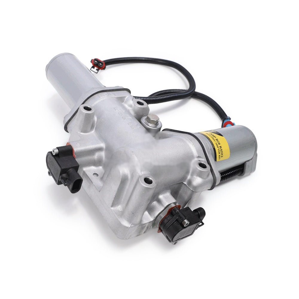 3077035 | Genuine Cummins® Fuel Pump with AFC (Air-Fuel Control), LH/RH Front-left angle