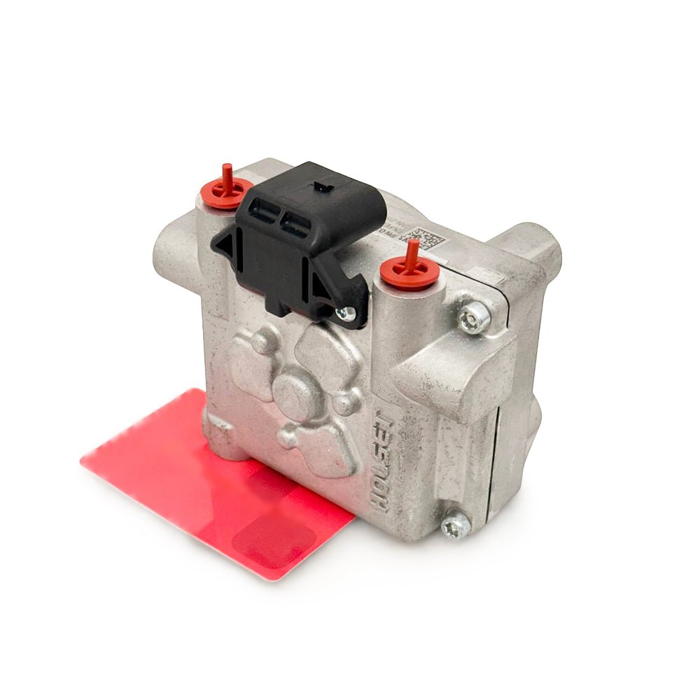 3778368 | Genuine Cummins® HE200VG Turbocharger Electric Actuator 12V for ISB, QSB, ISD and ISG engines Front-right angle