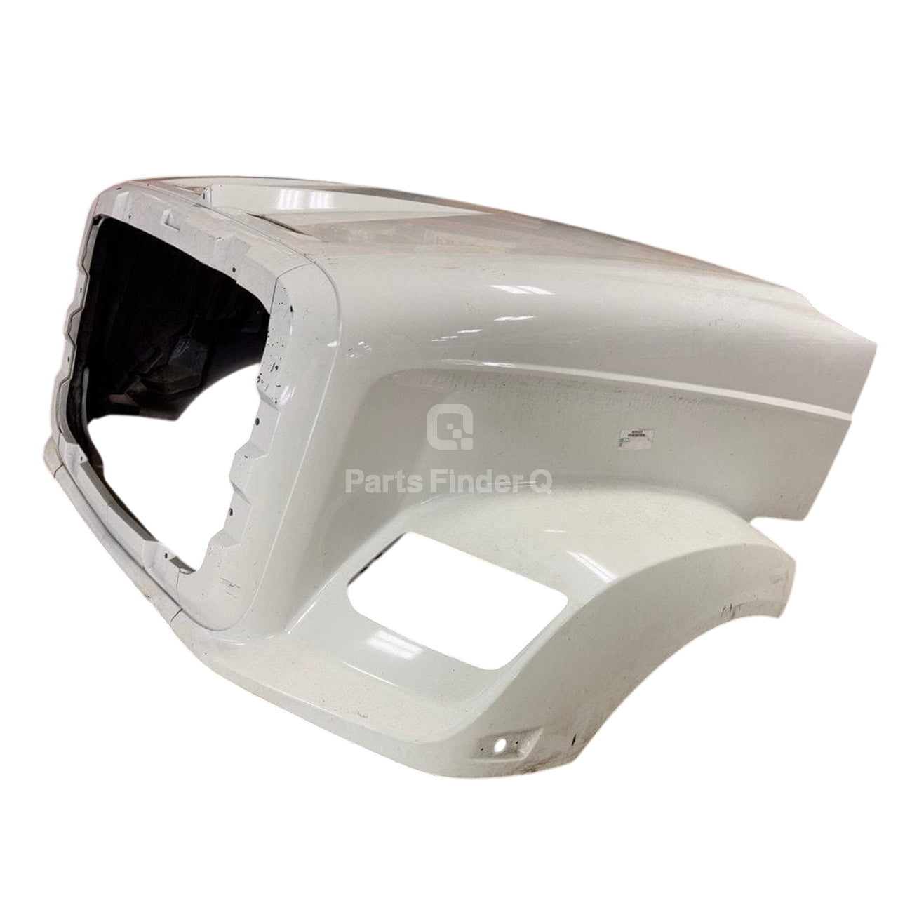 4132204C92 | Genuine International® Hood