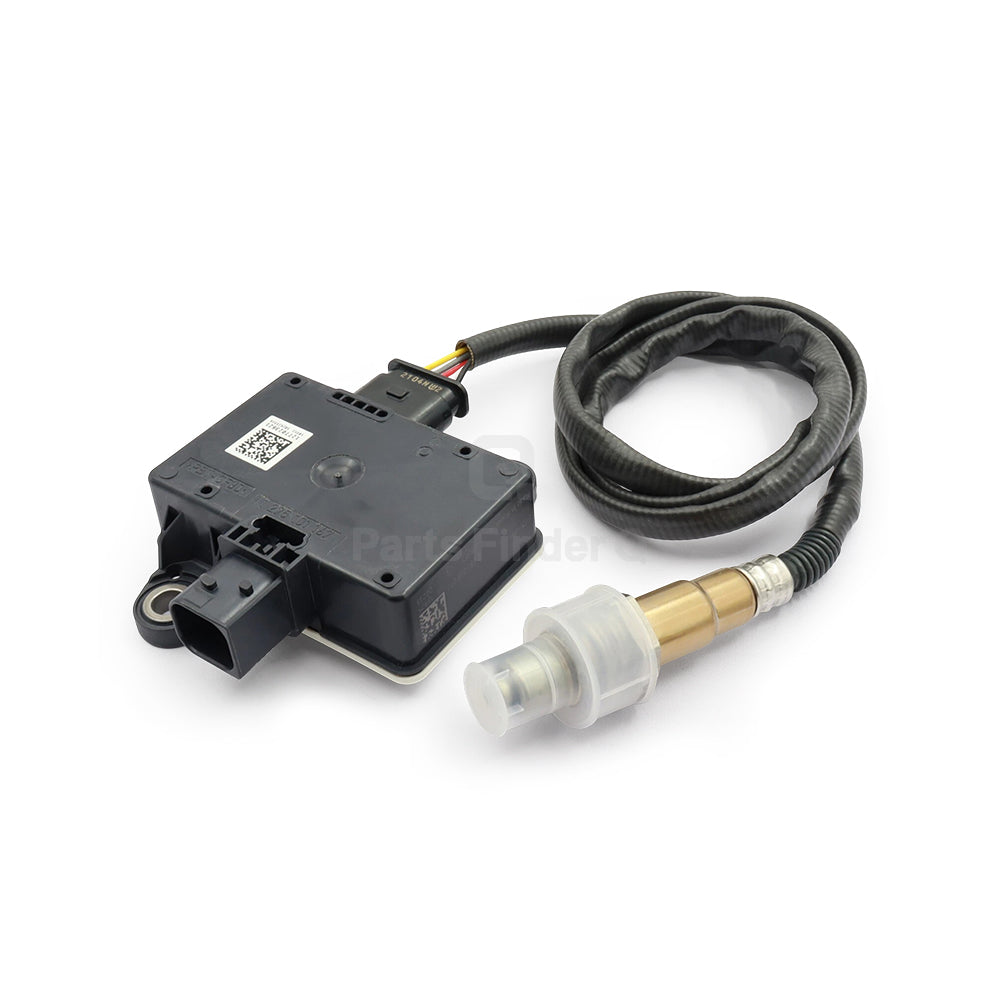 4383979 | Genuine Cummins® Particulate Matter Sensor 12V Top right angle