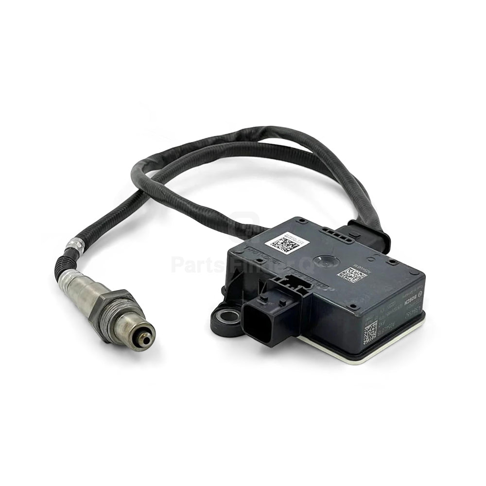 4384582 | Genuine Cummins® Exhaust Particulate Sensor 12V Top right angle