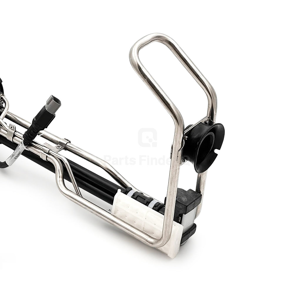 5012173R91 | Genuine International® / Navistar® 12-Gal DEF Quality & Level Sensor Head Unit Bottom view