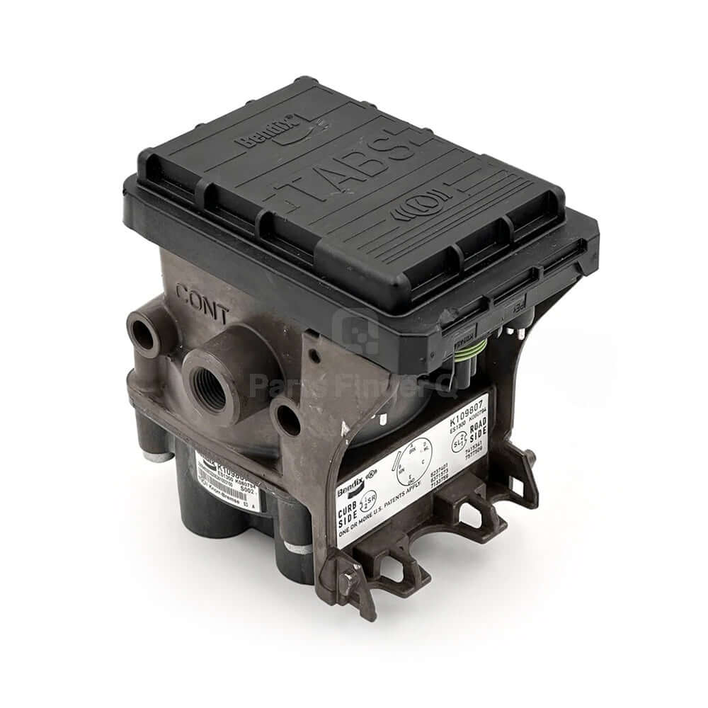 5014015 | Genuine Bendix® ABS TABS-6 Trailer Module Valve Back-left angle