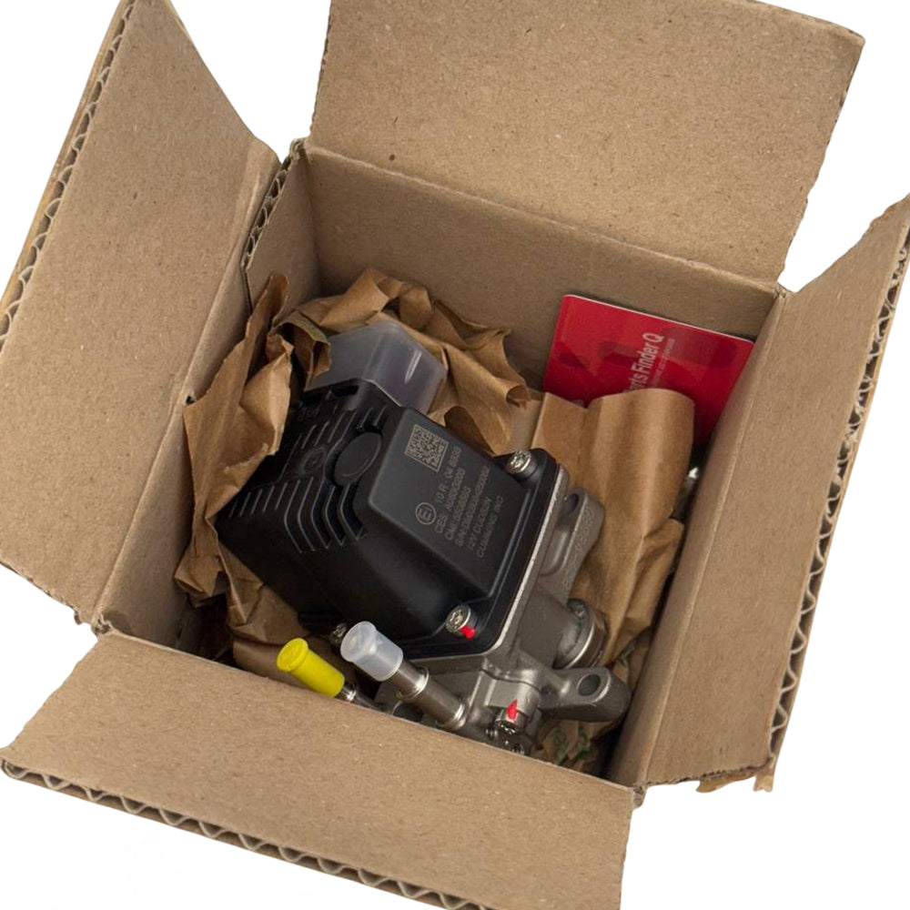 5508583 | Genuine Cummins® DEF Doser Injector for ISB and QSB engines Packaged view