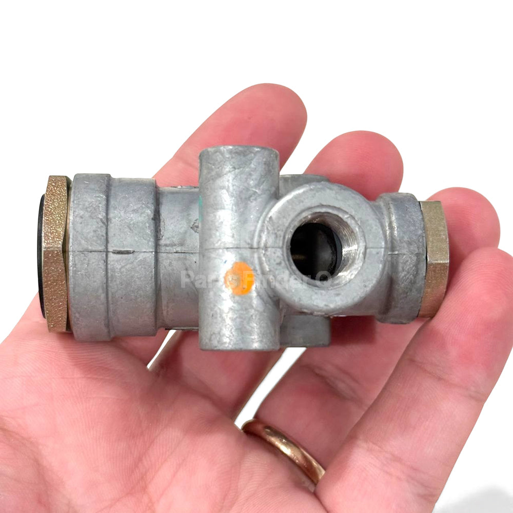 8084521 | Genuine Volvo® TR-3 Air Brake Inversion Valve 30-60PSI Front-right angle
