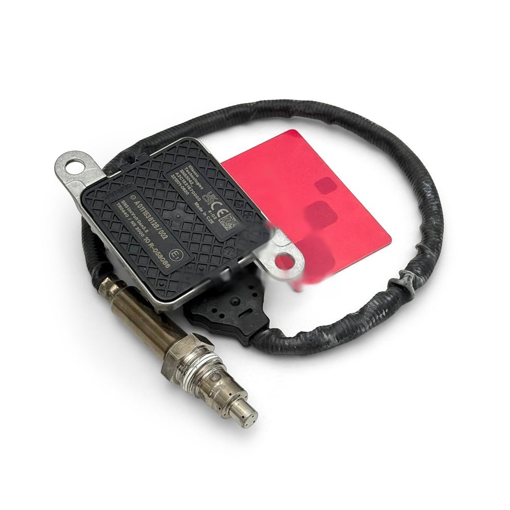 A0111535128 | Genuine Detroit Diesel NOx Inlet Sensor 12-24V Top_view