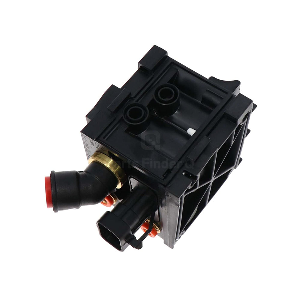 A12-19776-110 | Genuine Freightliner® Parking Brake Pressure Switch Back-right angle