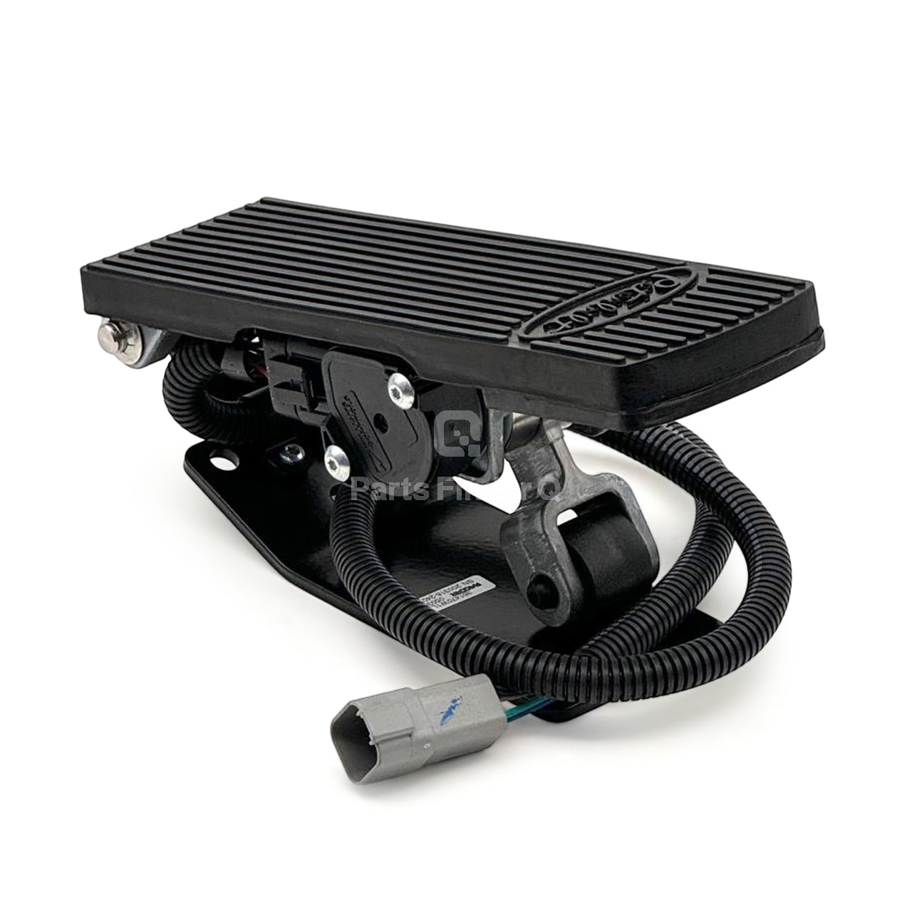 D21-6024 | Genuine Williams® Accelerator Pedal WW-526 Assembly for Peterbilt trucks Back-left angle