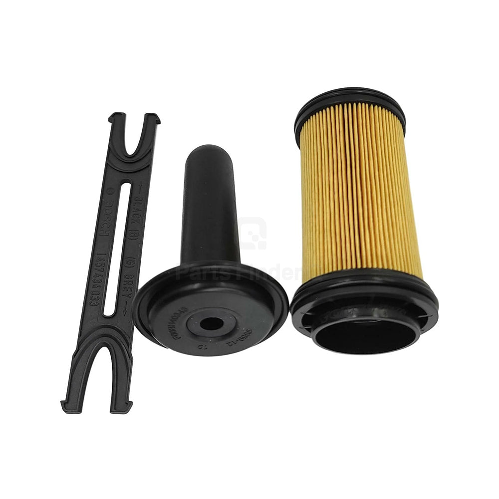 DZ114640 | Genuine John Deere® Diesel Exhaust Fluid (DEF) Filter Bottom view