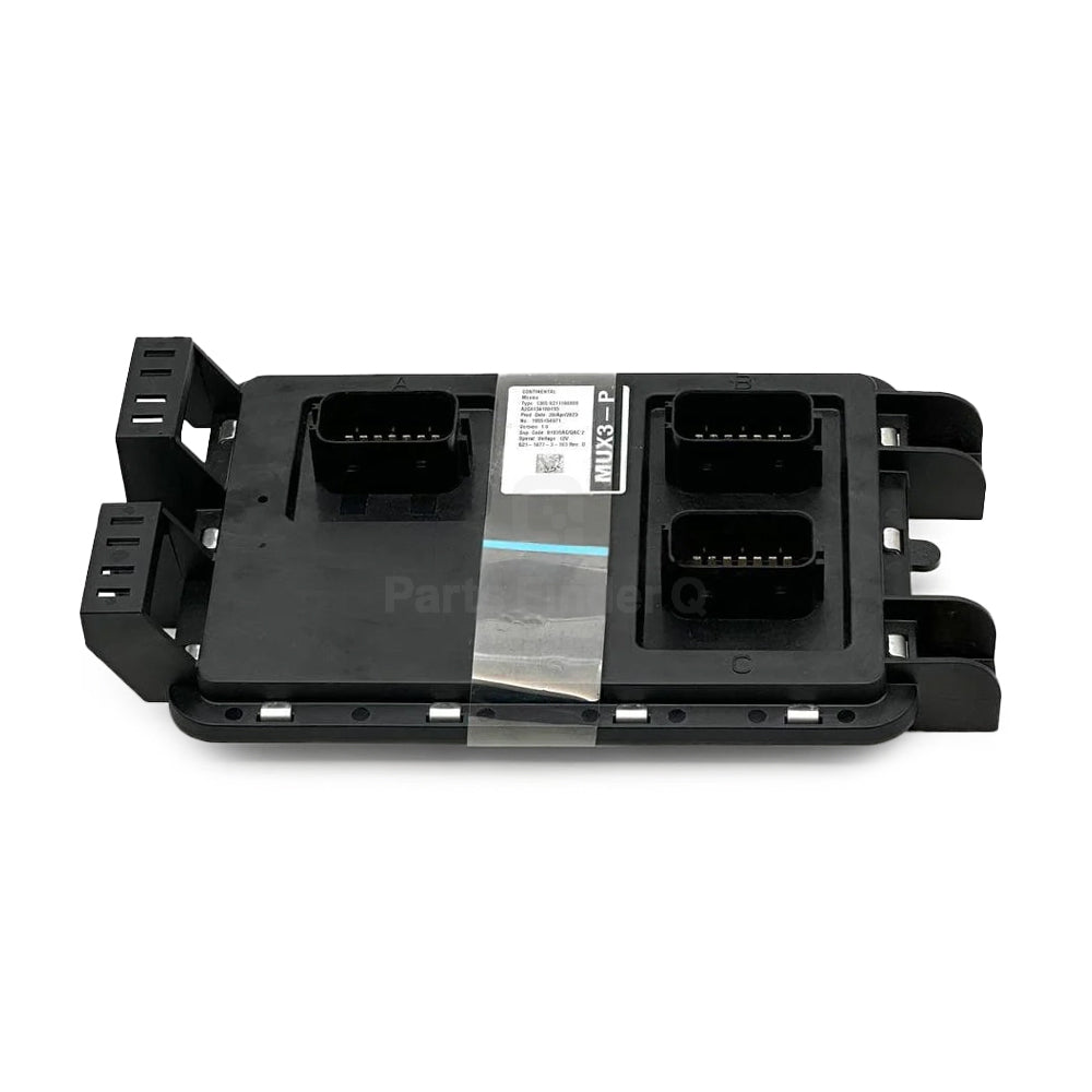 Q21-1077-3-103 | Genuine Paccar® Chassis Control Module Top-front angle