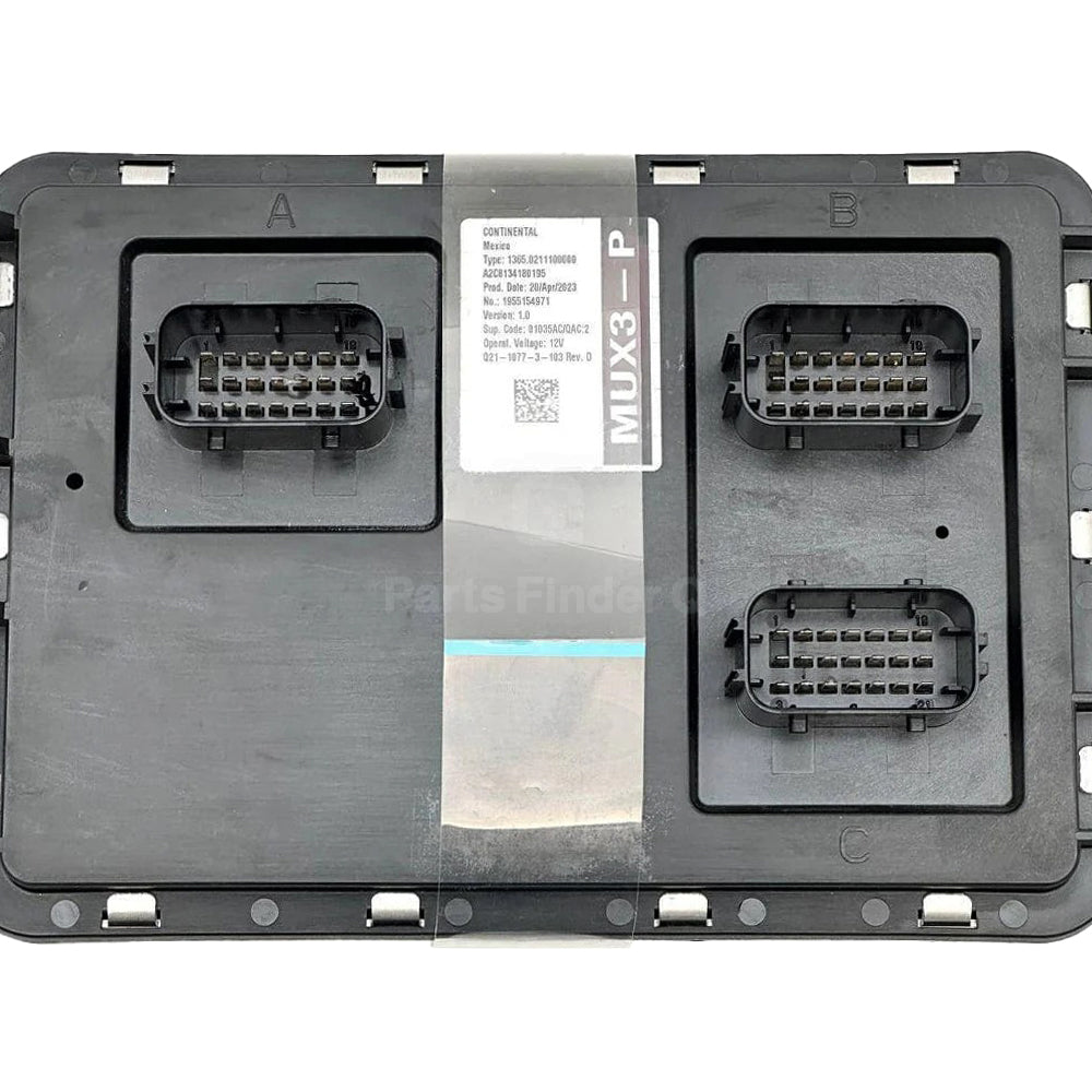 Control Module Top View Image Q21-1077-3-103 | Genuine Paccar® Chassis Control Module