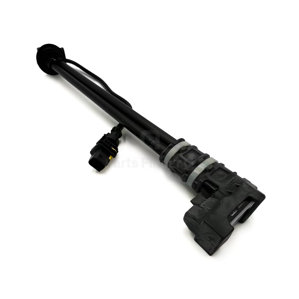 Q21-6167-001K1T | Genuine Paccar® Diesel Exhaust Fluid (DEF) Concentration Sensor Left-bottom angle